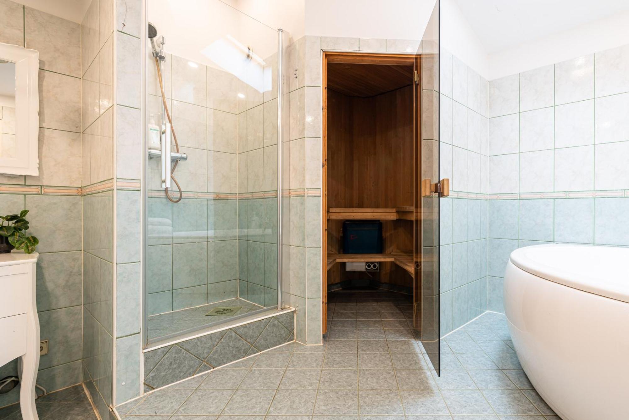 Old Town - Vana Turg Apartment Tallinn Bagian luar foto